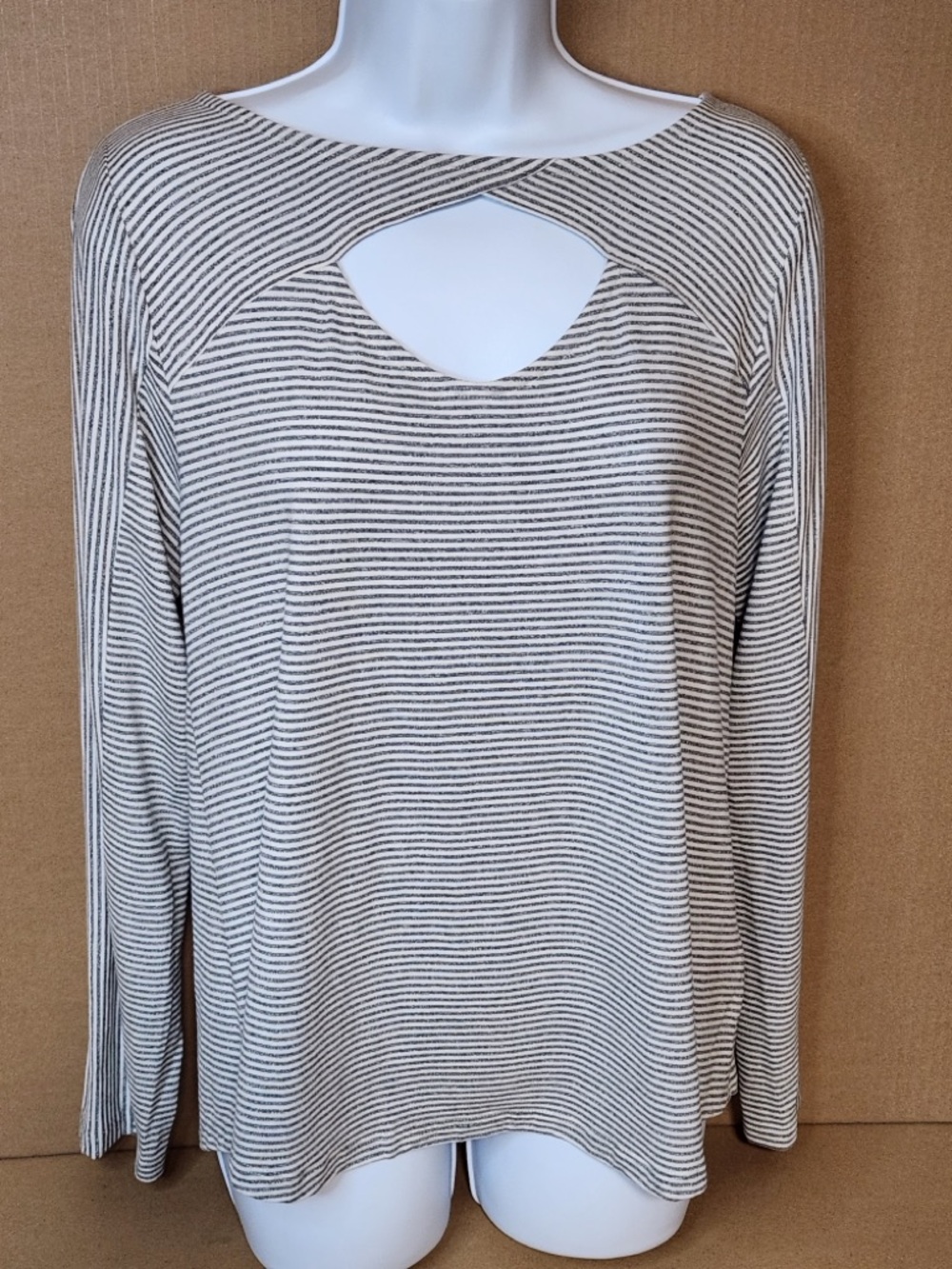 Soft Surroundings Cream & Black Striped Keyhole Long-Sleeve Tunic